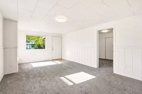 Living - 2123 E 6th Ave, Spokane, WA 99202 photo 6 of 9