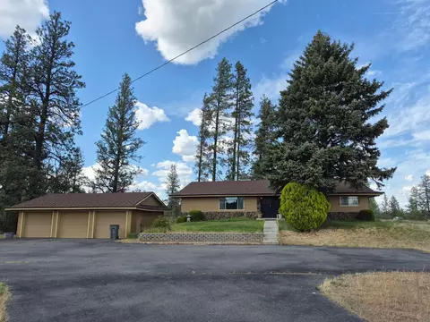 23213 S Cross Rd, Cheney, WA 99004