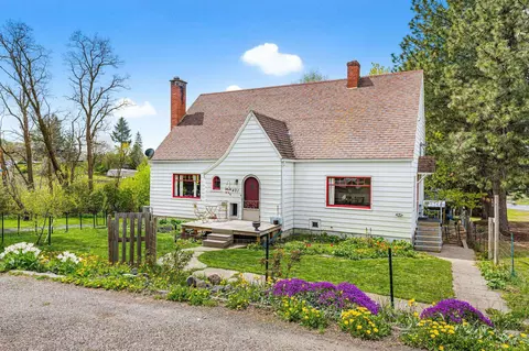 401 S Crosby St, Tekoa, WA 99033