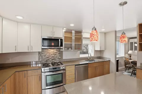Kitchen - 1310 E 56th Ave, Spokane, WA 99224 photo 3 of 4