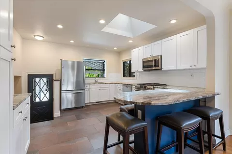 Kitchen - 32 E 25th Ave, Spokane, WA 99203 photo 1 of 2