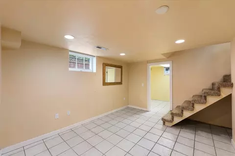 Living - 32 E 25th Ave, Spokane, WA 99203 photo 5 of 7