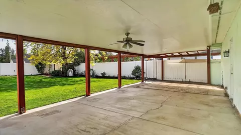 Exterior - 10810 E 35th Ave, Spokane Valley, WA 99206 photo 3 of 8