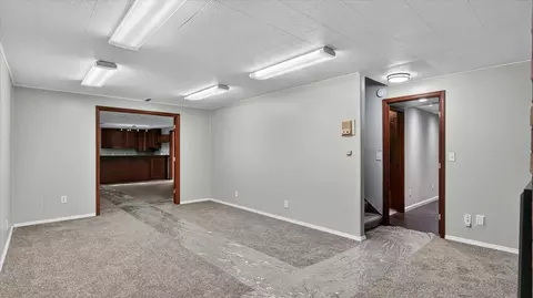 Living - 10810 E 35th Ave, Spokane Valley, WA 99206 photo 7 of 9