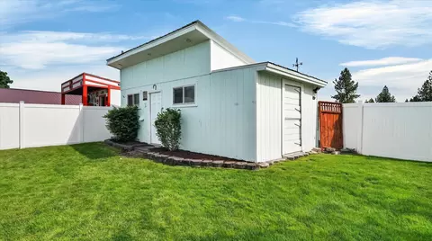 Exterior - 10810 E 35th Ave, Spokane Valley, WA 99206 photo 8 of 8
