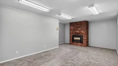 Living - 10810 E 35th Ave, Spokane Valley, WA 99206 photo 8 of 9