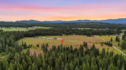 682 Henry Rd, Elk, WA 99009