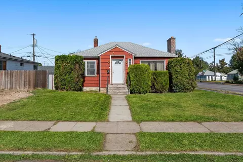227 E Crown Ave, Spokane, WA 99207