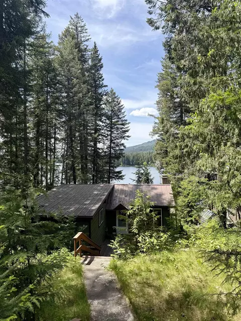 71 Eastshore Rd, Newport, WA 99156