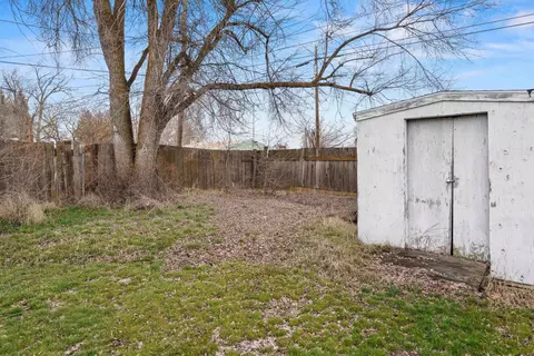Exterior - 1604 E Dalke Ave, Spokane, WA 99208 photo 7 of 9