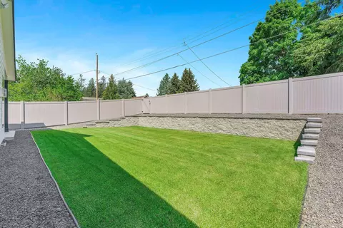 Exterior - 3137 E 36th Ave, Spokane, WA 99223 photo 4 of 7