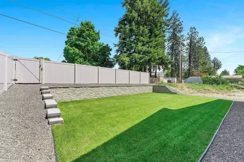 Exterior - 3137 E 36th Ave, Spokane, WA 99223 photo 2 of 7