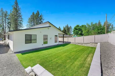 Exterior - 3137 E 36th Ave, Spokane, WA 99223 photo 3 of 7
