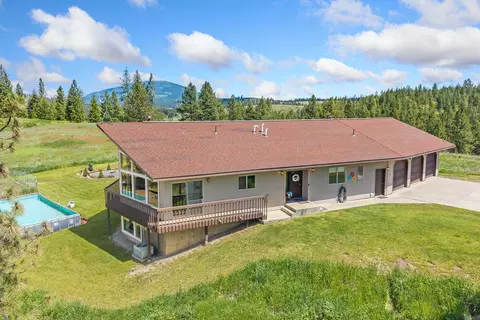 417 B Hotchkiss Rd, Colville, WA 99114