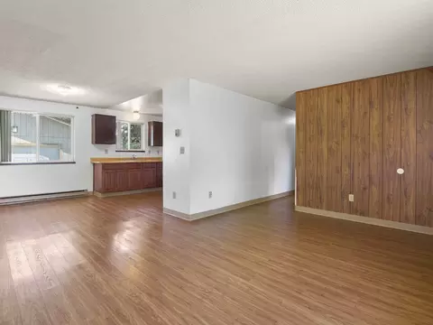 Living - 315 E Gettysburg Dr, Spokane, WA 99208 photo 1 of 4