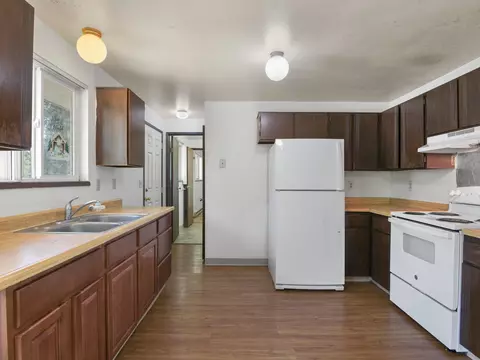 Kitchen - 315 E Gettysburg Dr, Spokane, WA 99208 photo 1 of 2