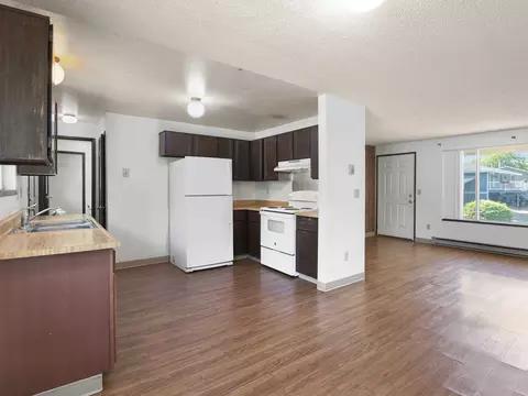 Kitchen - 315 E Gettysburg Dr, Spokane, WA 99208 photo 2 of 2