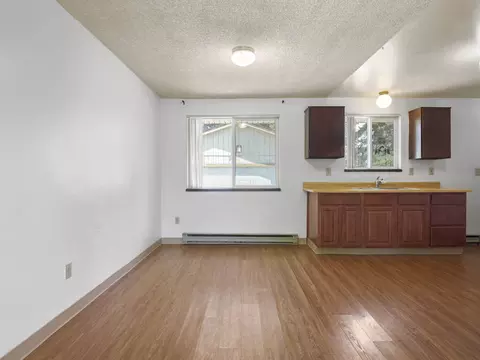 Living - 315 E Gettysburg Dr, Spokane, WA 99208 photo 3 of 4