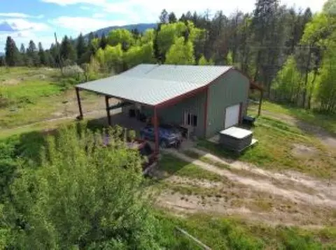 101 W Harter Way, Kettle Falls, WA 99141