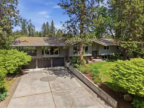 1603 E South Ridge Dr, Spokane, WA 99223