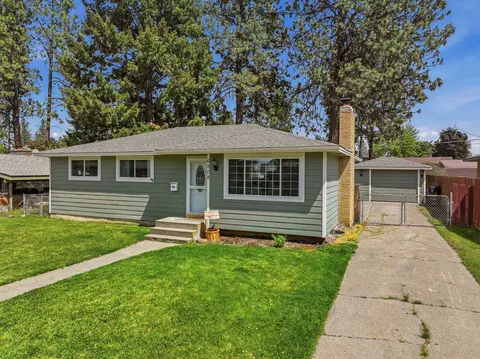 6808 N Stevens St, Spokane, WA 99208