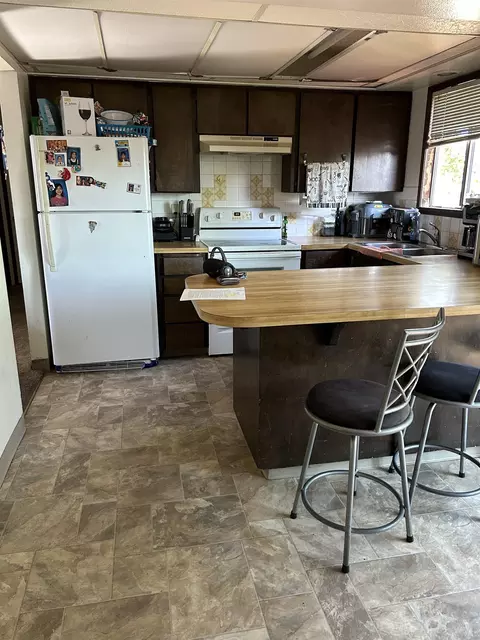 Kitchen - 15010 E 2nd Ave, Spokane Valley, WA 99216 photo 1 of 2