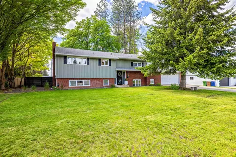4056 S Madelia St, Spokane, WA 99203