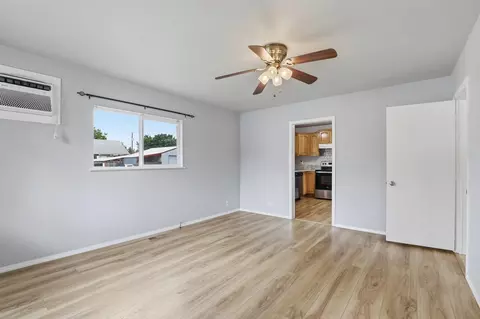 Living - 4503 E 6th Ave, Spokane Valley, WA 99212 photo 2 of 2