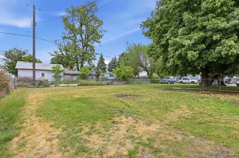 Exterior - 4503 E 6th Ave, Spokane Valley, WA 99212 photo 5 of 13