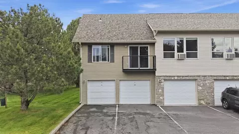 22855 E Country Vista Dr #512, Liberty Lake, WA 99019