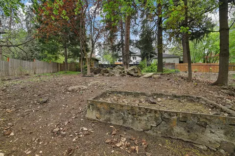 Exterior - 1306 E 18th Ave, Spokane, WA 99203 photo 9 of 15