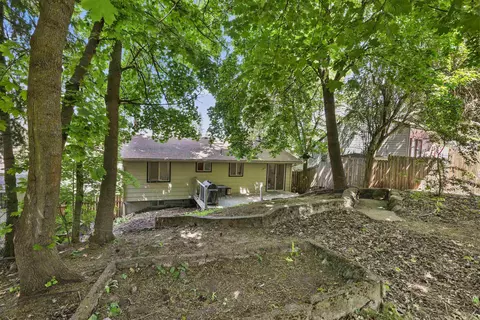 Exterior - 1306 E 18th Ave, Spokane, WA 99203 photo 13 of 15