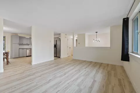 Living - 1306 E 18th Ave, Spokane, WA 99203 photo 3 of 5