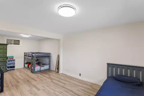 Bedroom - 1306 E 18th Ave, Spokane, WA 99203 photo 5 of 8