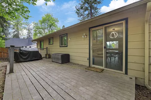 Exterior - 1306 E 18th Ave, Spokane, WA 99203 photo 6 of 15
