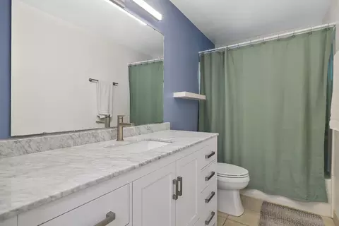 Bath - 1306 E 18th Ave, Spokane, WA 99203 photo 2 of 2