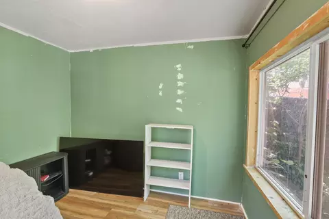 Bedroom - 1306 E 18th Ave, Spokane, WA 99203 photo 8 of 8