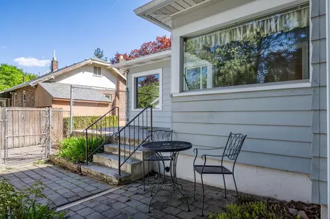 Exterior - 1017 E 17th Ave, Spokane, WA 99203 photo 9 of 13
