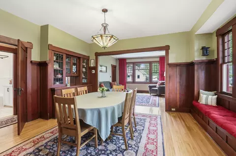 Dining - 733 E 33rd Ave, Spokane, WA 99203 photo 3 of 4