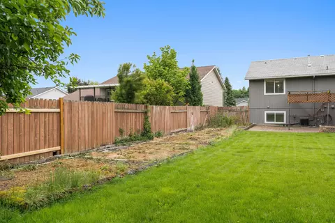 Exterior - 11016 E 5th Ct, Spokane Valley, WA 99206 photo 12 of 12