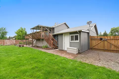 Exterior - 11016 E 5th Ct, Spokane Valley, WA 99206 photo 8 of 12