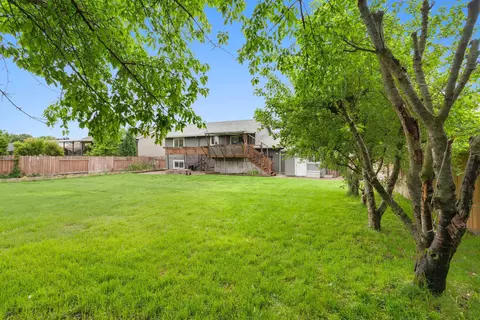 Exterior - 11016 E 5th Ct, Spokane Valley, WA 99206 photo 5 of 12
