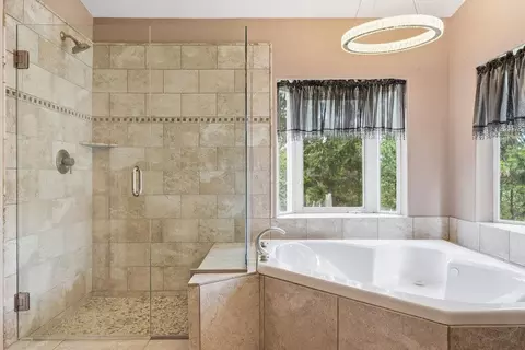 Bath - 16802 E Frederick Rd, Spokane, WA 99217 photo 4 of 4