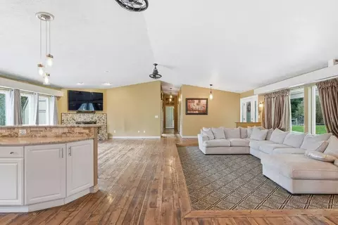 Living - 16802 E Frederick Rd, Spokane, WA 99217 photo 7 of 7