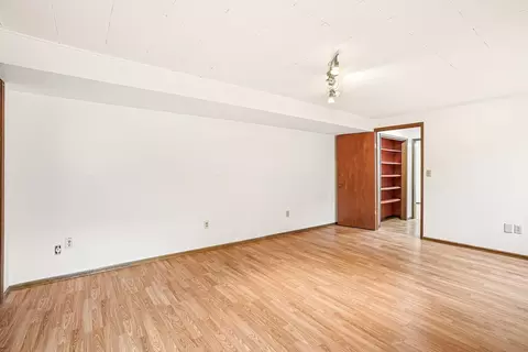 Bedroom - 1822 E 33rd Ave, Spokane, WA 99203 photo 6 of 8