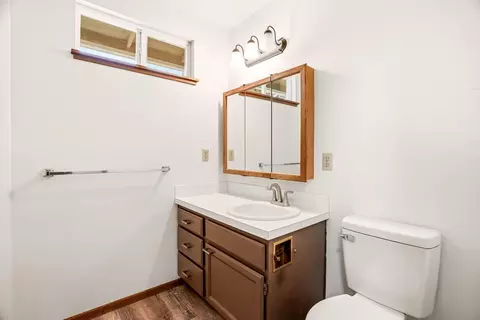 Bath - 1822 E 33rd Ave, Spokane, WA 99203 photo 2 of 5