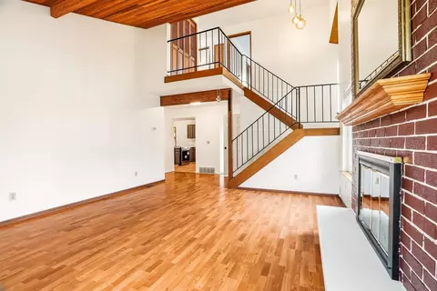 Living - 1822 E 33rd Ave, Spokane, WA 99203 photo 1 of 10