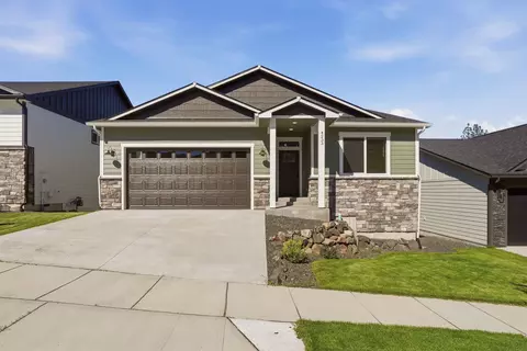 4233 W Tolliver Ct, Spokane, WA 99208