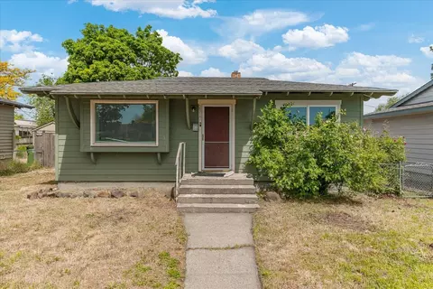 Exterior - 2917 E Marshall Ave, Spokane, WA 99207 photo 1 of 7