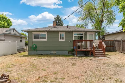 Exterior - 2917 E Marshall Ave, Spokane, WA 99207 photo 2 of 7